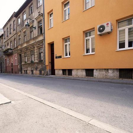 Central Inn Apartments Сараево Экстерьер фото