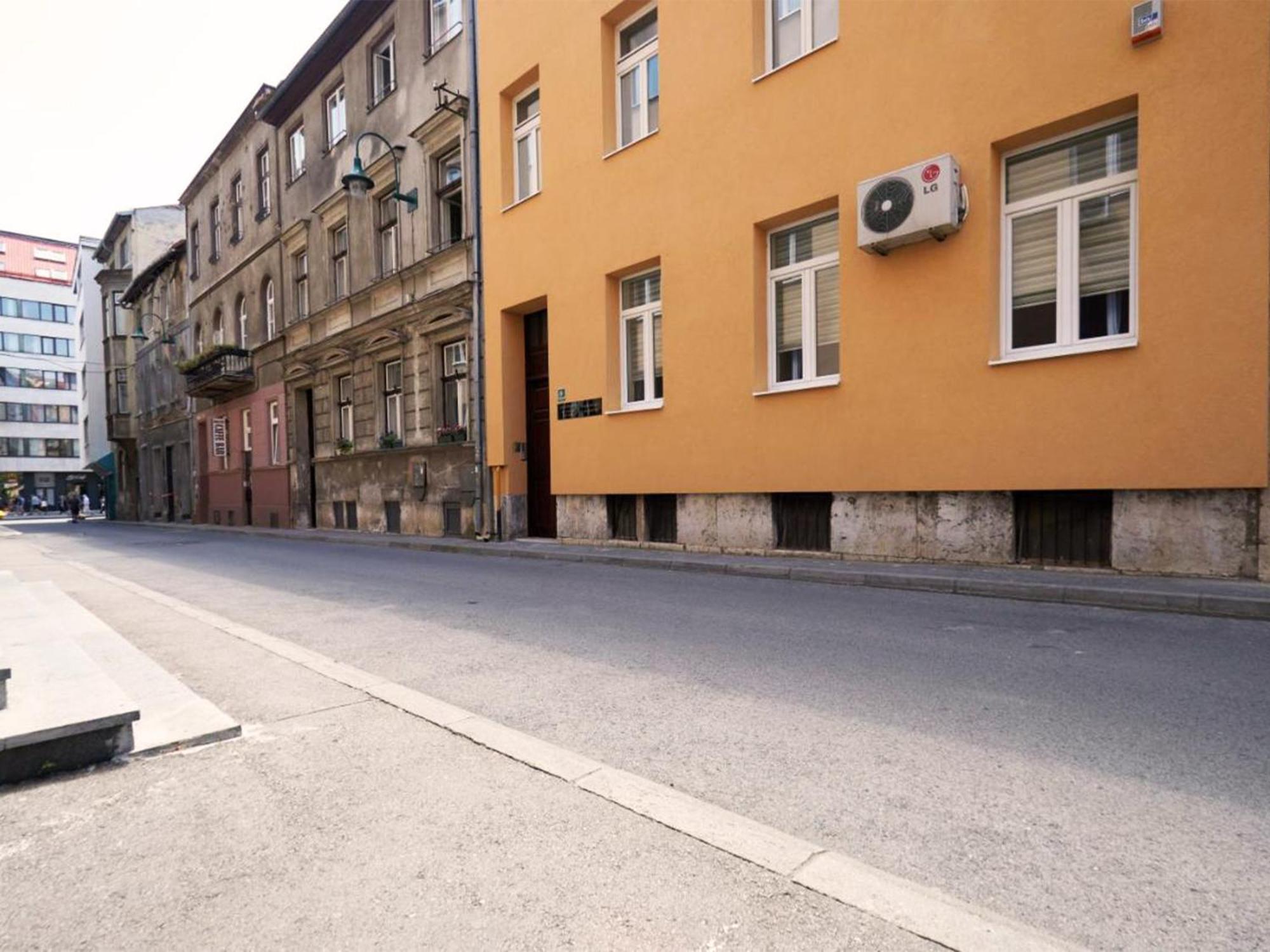 Central Inn Apartments Сараево Экстерьер фото